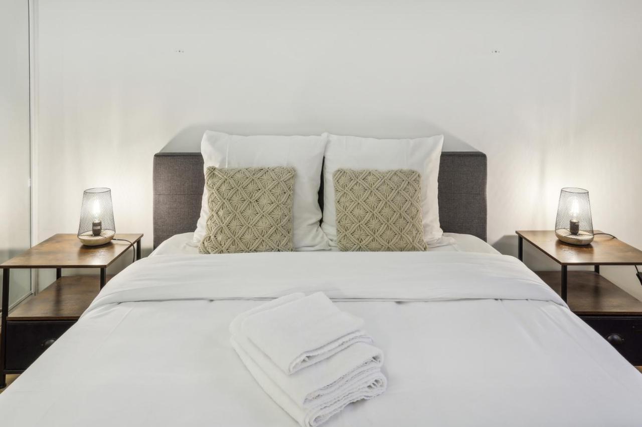 Superbe 2 Pieces Au Coeur Du Xvieme Bed & Breakfast Paris Dış mekan fotoğraf